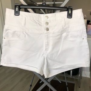White High-Waisted Triple Button Short
